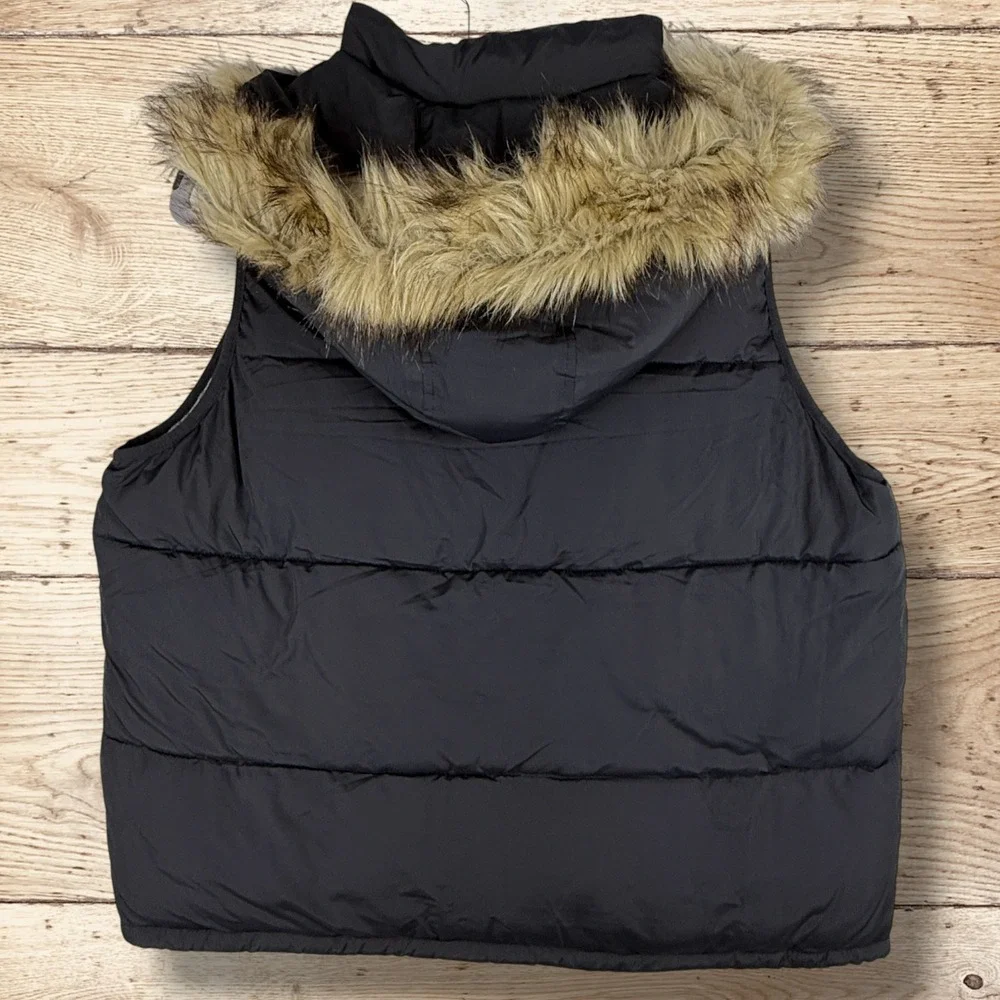 ABERCROMBIE FITCH Quilted Puffer Vest Black Removable Faux Fur Hood Womens XL - Picture 6 of 12